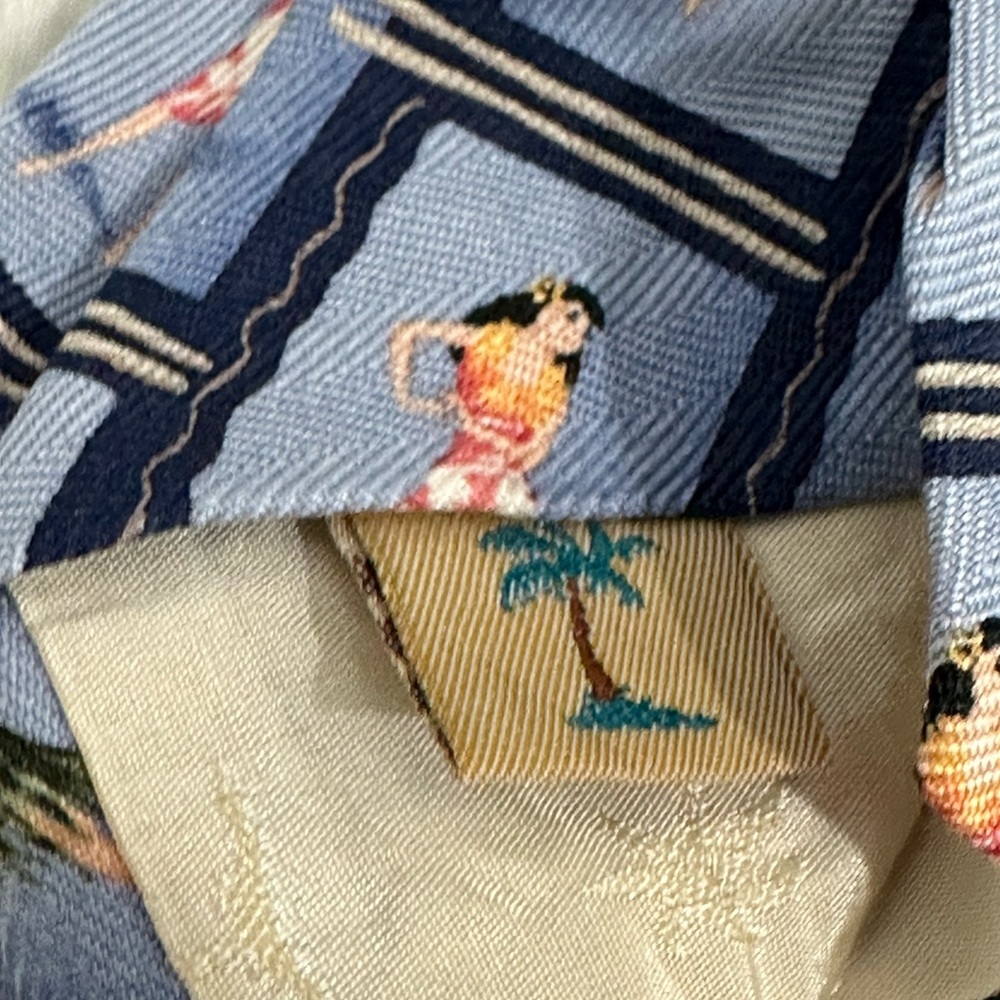 Tommy Bahama vintage hula silk tie - Picture 4 of 5
